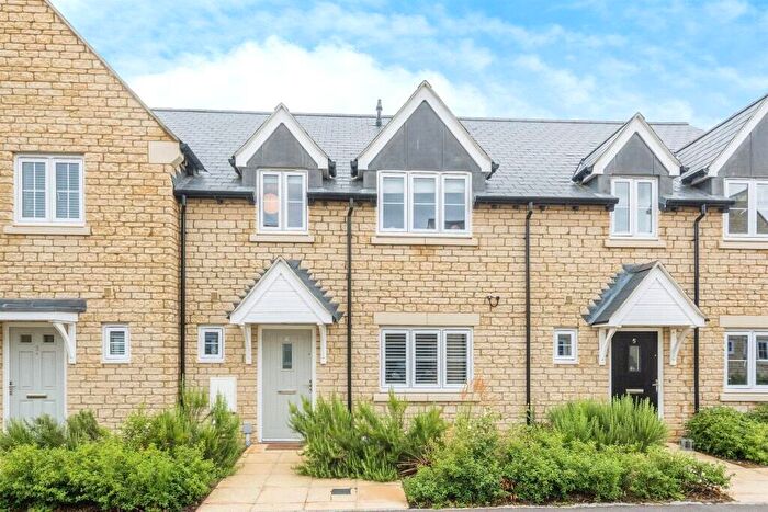 4 Bedroom Terraced House For Sale In Olivers Close, Witney, Oxfordshire, OX29