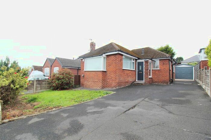 2 Bedroom Detached Bungalow To Rent In Richmond Road, Romiley, Stockport, SK6