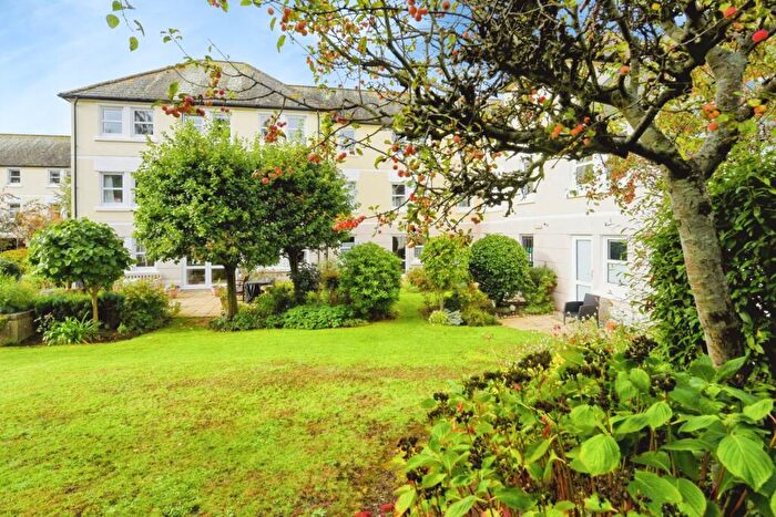 1 Bedroom Apartment For Sale In Barum Court, Barnstaple, EX32
