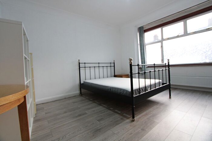 4 Bedroom Terraced House To Rent In Fishponds Road, Tooting Bec, SW17
