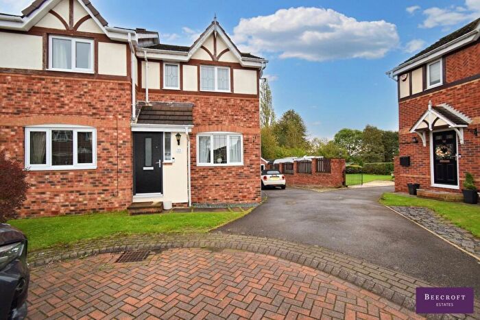 2 Bedroom Semi-Detached House To Rent In Far Lawns, Carlton, S71