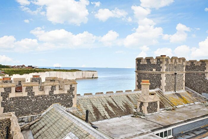 2 Bedroom Flat To Rent In Joss Gap Road, Broadstairs, CT10