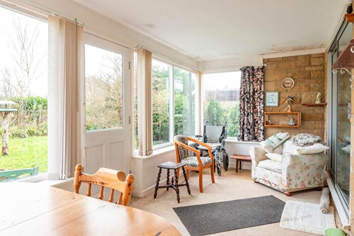 3 Bedroom Detached Bungalow For Sale In Gorse Close, Bourton-On-The-Water, GL54