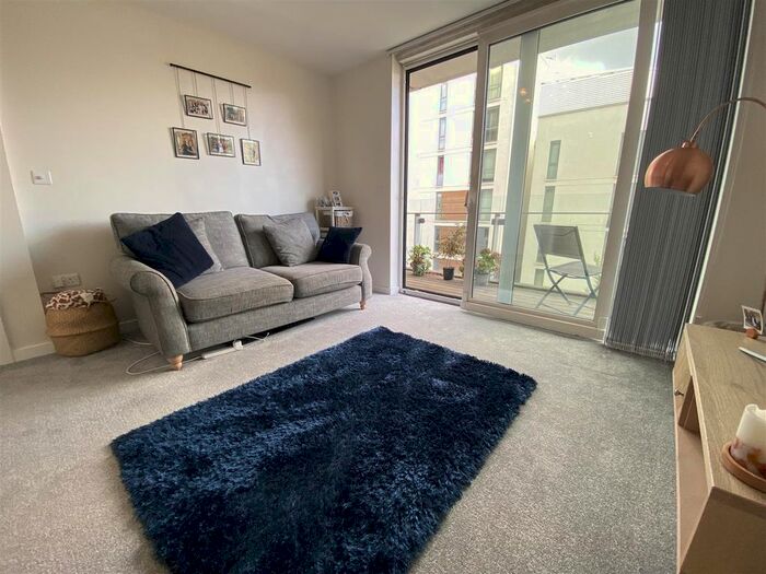 1 Bedroom Flat To Rent In Spectrum, Blackfriars Road, Salford, M3