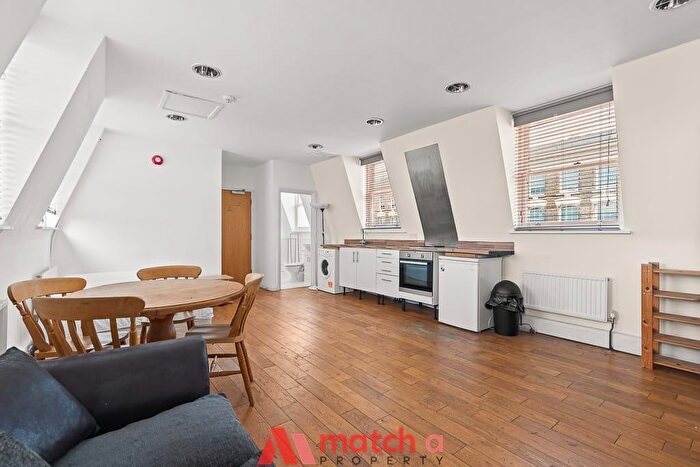 Studio To Rent In St John Street, London, EC1V