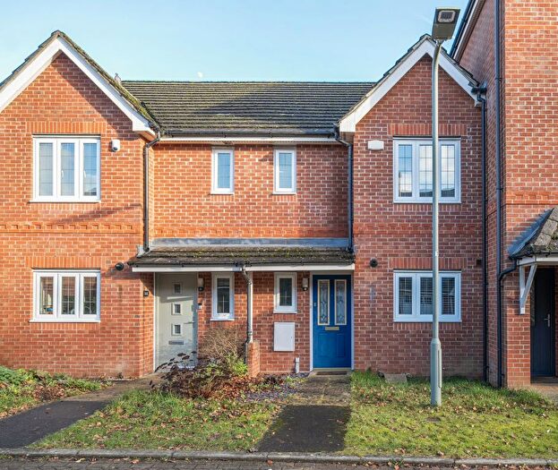 3 Bedroom Terraced House For Sale In Forfield Drive, Beggarwood, RG22