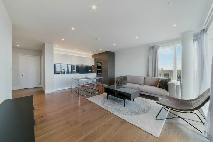 2 Bedroom Flat To Rent In Patterson Tower, Kidbrooke, Kidbrooke Road, Greenwich, London, SE3
