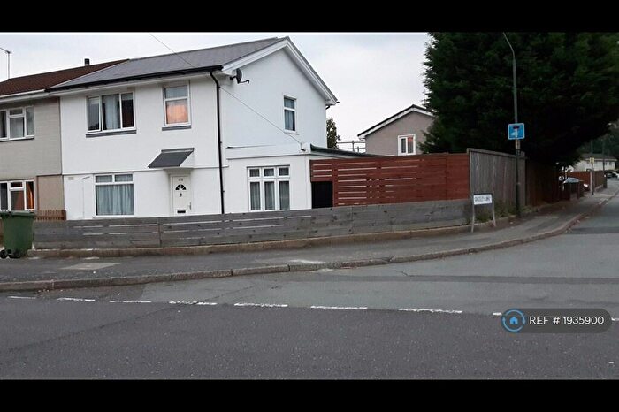 6 Bedroom Semi-Detached House To Rent In Halcot Avenue, Bexleyheath, DA6