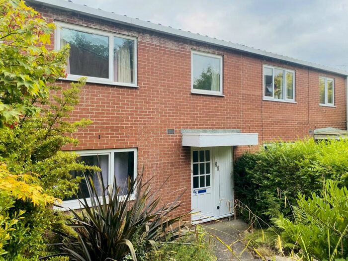 3 Bedroom House To Rent In Cloudwood Close, Littleover, Derby, DE23