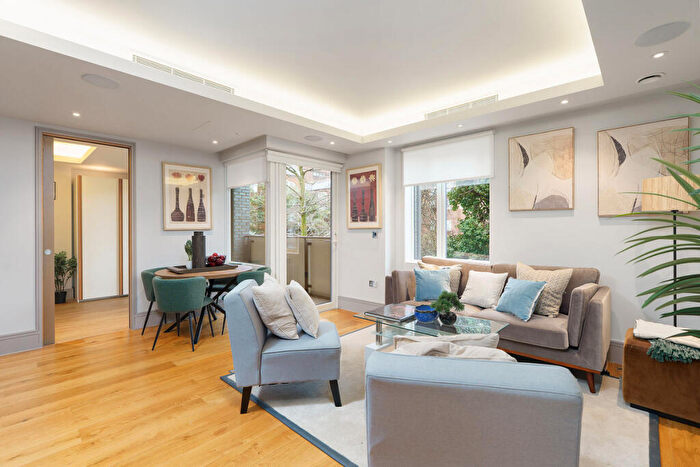 3 Bedroom Apartment For Sale In Cecil Grove, St John's Wood, NW8