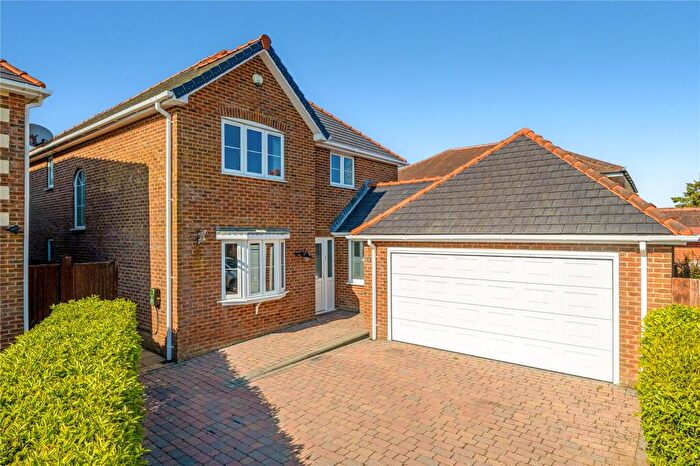 4 Bedroom Detached House For Sale In Ashley Lane, Hordle, Lymington, Hampshire, SO41
