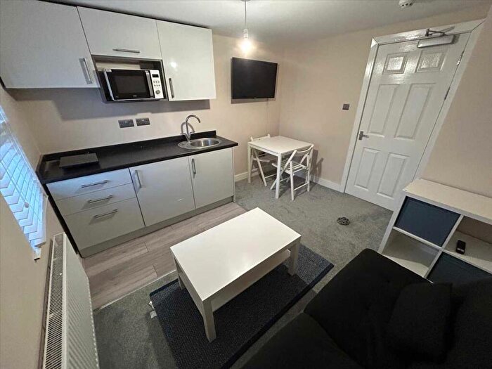 1 Bedroom Apartment To Rent In Sun Lane, Gravesend, DA12