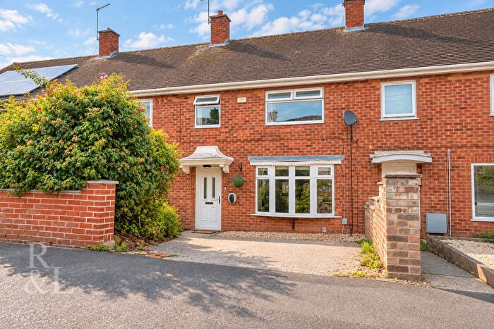 3 Bedroom Terraced House For Sale In Stanesby Rise, Nottingham, NG11