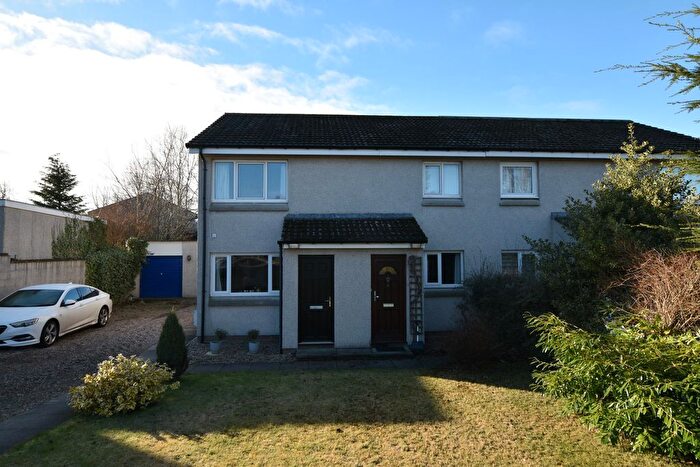 2 Bedroom Flat For Sale In Kirkland Hill, Lhanbryde, Elgin, IV30