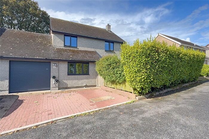 3 Bedroom Link Detached House For Sale In Avrack Close, Drift, Penzance, TR19