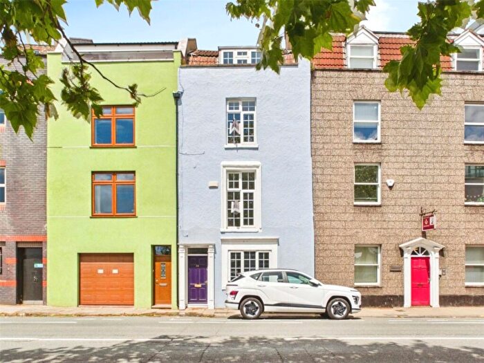 4 Bedroom Terraced House For Sale In Hotwell Road, Bristol, BS8