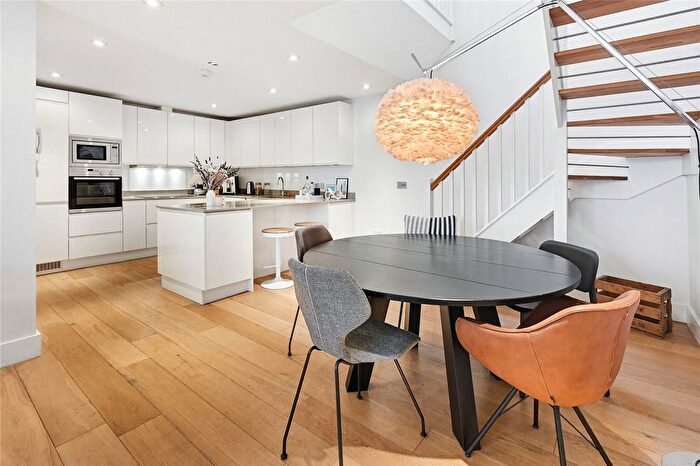 2 Bedroom Mews To Rent In Cranley Mews, South Kensington, London, SW7