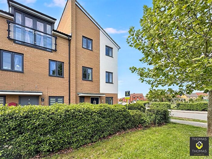 3 Bedroom Semi Detached House For Sale In Lime Tree Avenue, Hardwicke, GL2