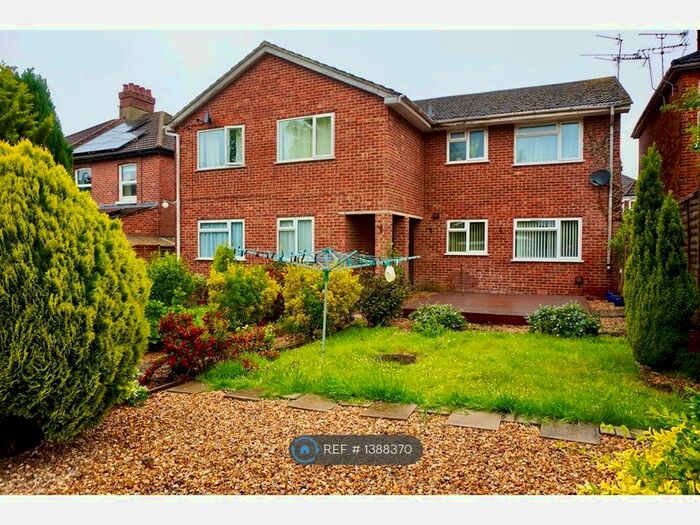 1 Bedroom Flat To Rent In Bitterne, Southampton, SO18