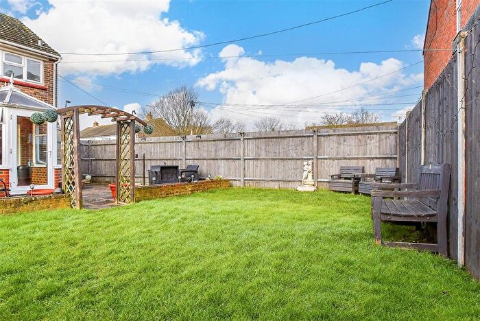 3 Bedroom End Terrace House For Sale In Thatch Barn Road, Headcorn, Ashford, Kent, TN27