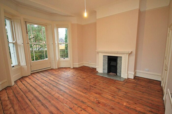 1 Bedroom Flat To Rent In Bretland Road, Bretland House Bretland Road, TN4