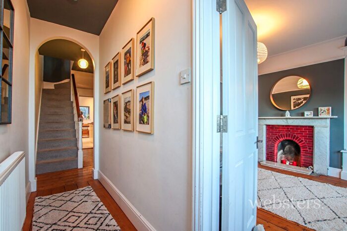 3 Bedroom Terraced House For Sale In Mill Hill Road, Norwich, NR2