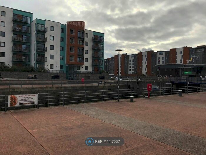 2 Bedroom Flat To Rent In Lockside, Portishead, Bristol, BS20