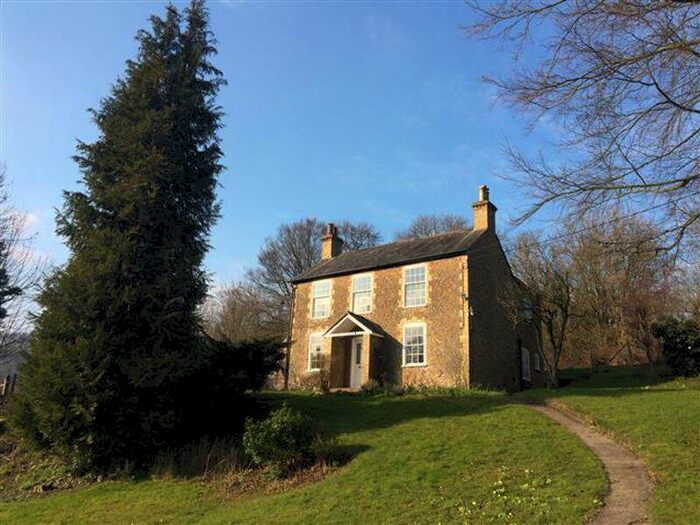 4 Bedroom Detached House To Rent In Stangate Road, West Malling, ME19