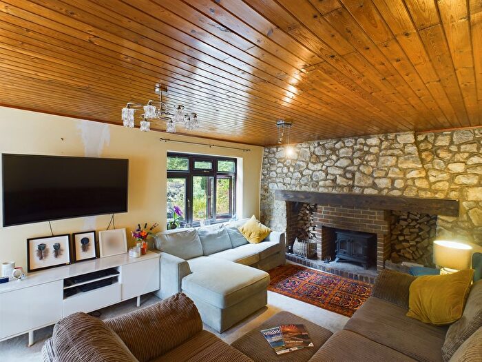 5 Bedroom Bungalow For Sale In Nickley Wood Road, Shadoxhurst, TN26