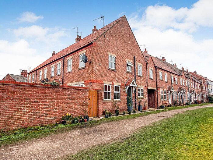 3 Bedroom End Of Terrace House For Sale In Marin Court, Beverley, East Riding Of Yorkshire, HU17