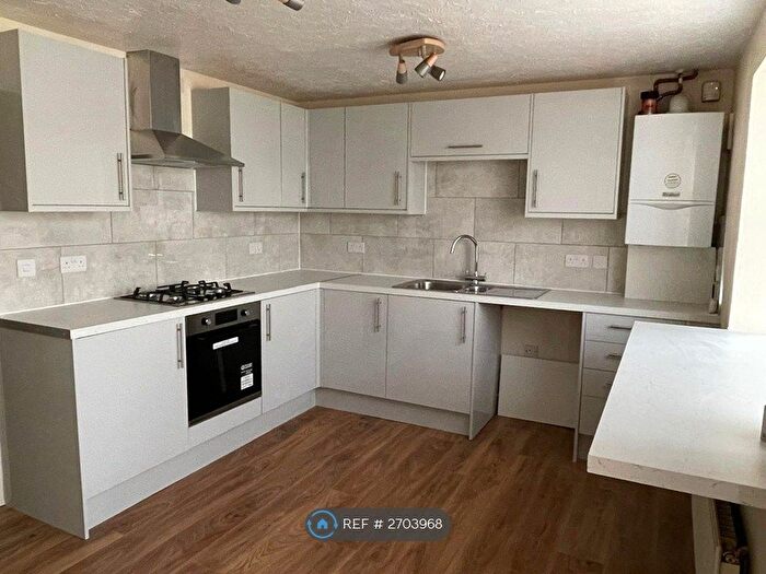 4 Bedroom End Of Terrace House To Rent In Kildrummy Close, Chellaston, Derby, DE73