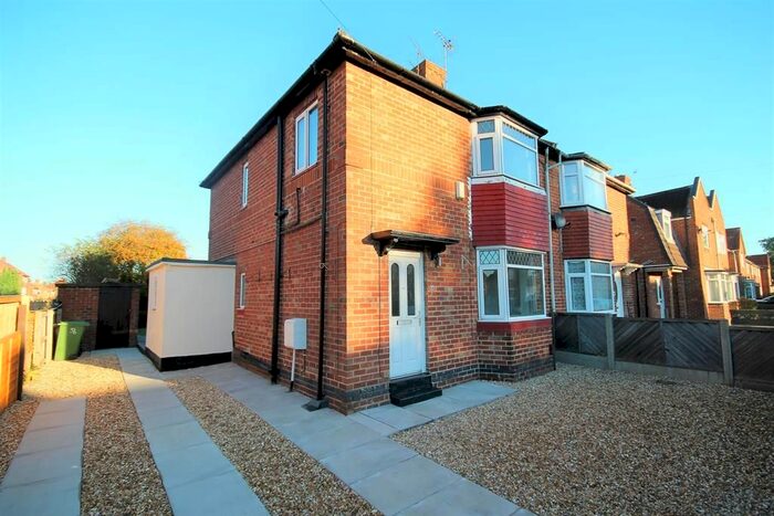 3 Bedroom Semi-Detached House To Rent In St. Stephens Road, York YO24