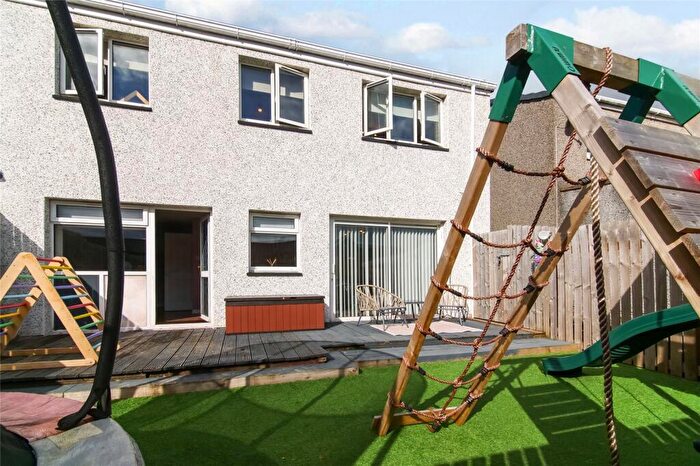 3 Bedroom End Of Terrace House For Sale In Etive Drive, Cumbernauld, Glasgow, North Lanarkshire, G67