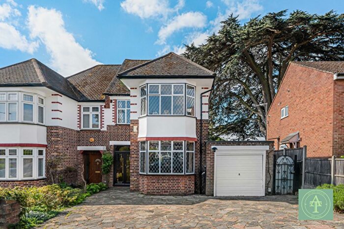 3 Bedroom Semi Detached House For Sale In Conway Road, Southgate, London, N14