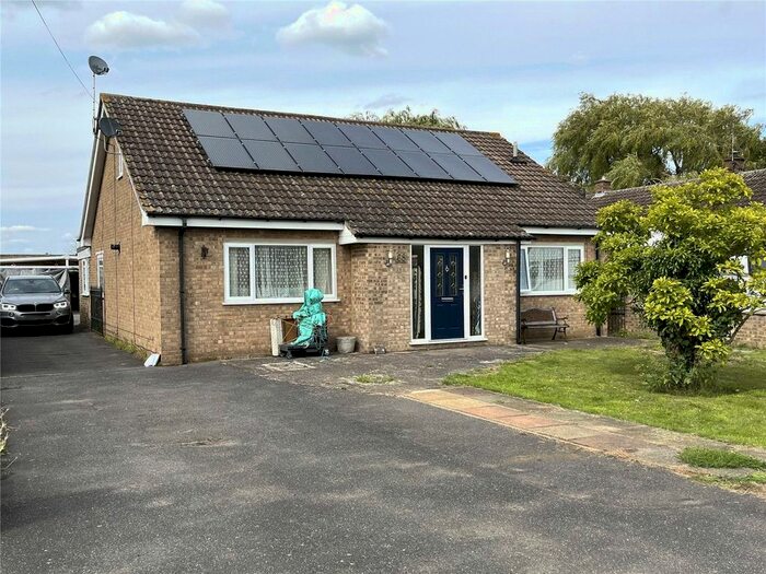 5 Bedroom Bungalow For Sale In Knights End Road, March, Cambridgeshire, PE15
