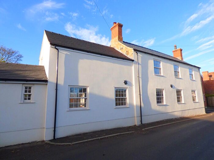 5 Bedroom Detached House To Rent In High Street, North Kelsey, LN7