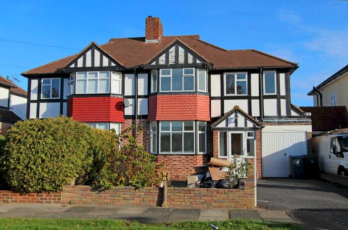 3 Bedroom Semi-Detached House To Rent In Lawrence Avenue, New Malden, KT3