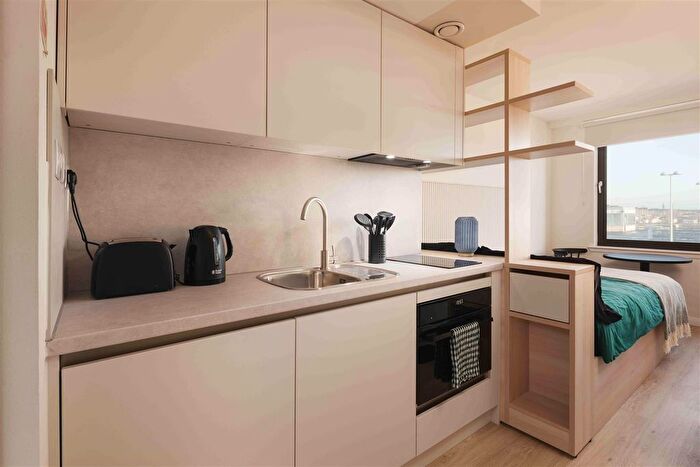 Studio To Rent In Havannah Street, Glasgow, G4