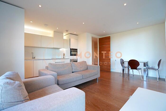 2 Bedroom Flat For Sale In Tizzard Grove, London, SE3