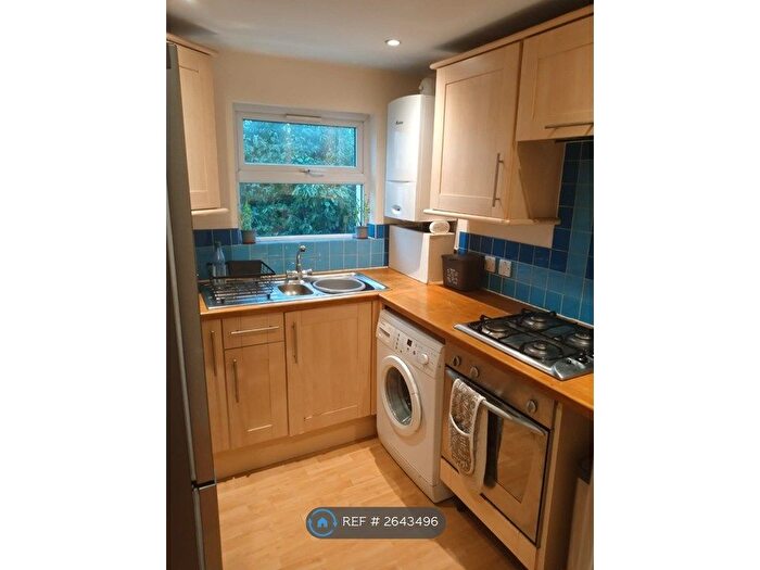 1 Bedroom Flat To Rent In Totterdown, Bristol, BS3