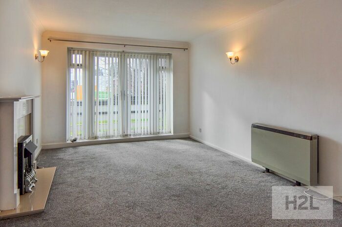 2 Bedroom Flat To Rent In Cameo Court, Kenilworth Road, Balsall Common, CV7