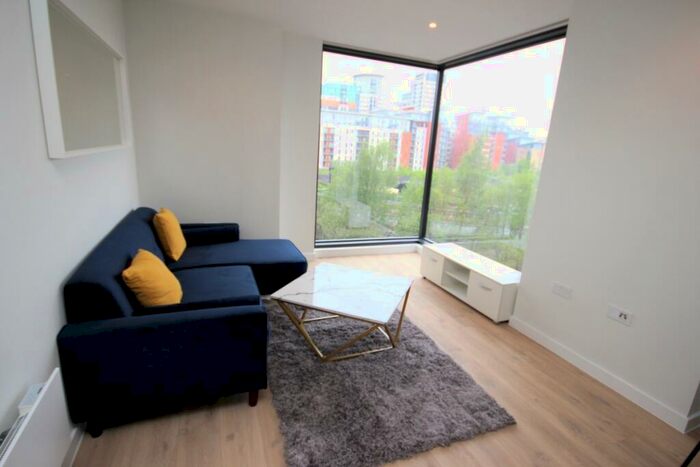 2 Bedroom Apartment To Rent In The Gate, Aspin Lane Manchester, M4