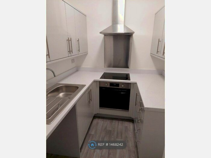 1 Bedroom Flat To Rent In Middlewood Road, Sheffield, S6