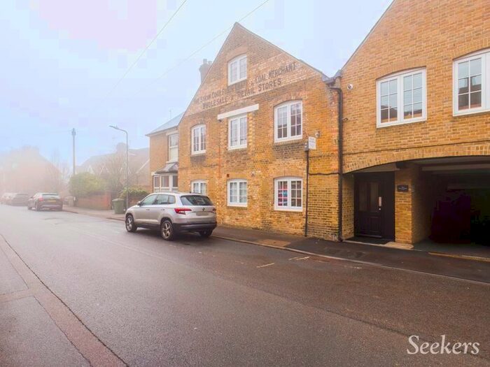 2 Bedroom Flat To Rent In The Old Corn Stores, The Street, Maidstone, ME14