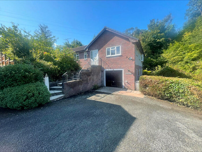 2 Bedroom Detached House To Rent In Cae Felin, Betws Yn Rhos, LL22