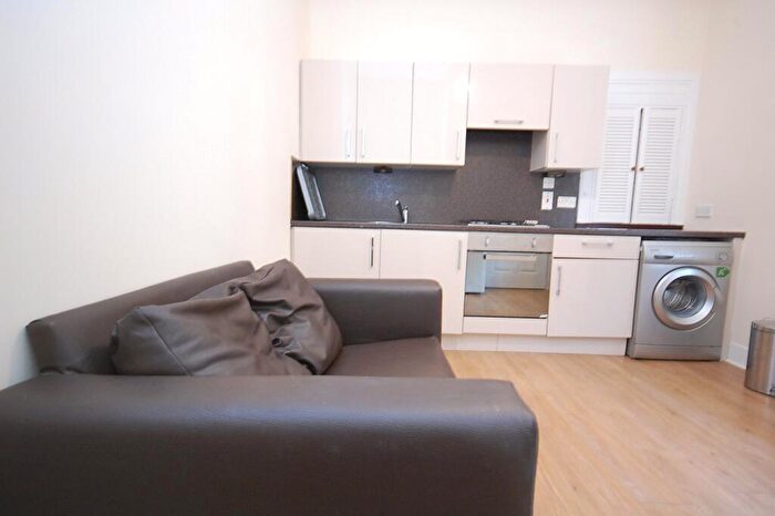 1 Bedroom Flat To Rent In Hunter Place, City Centre, Aberdeen, AB24