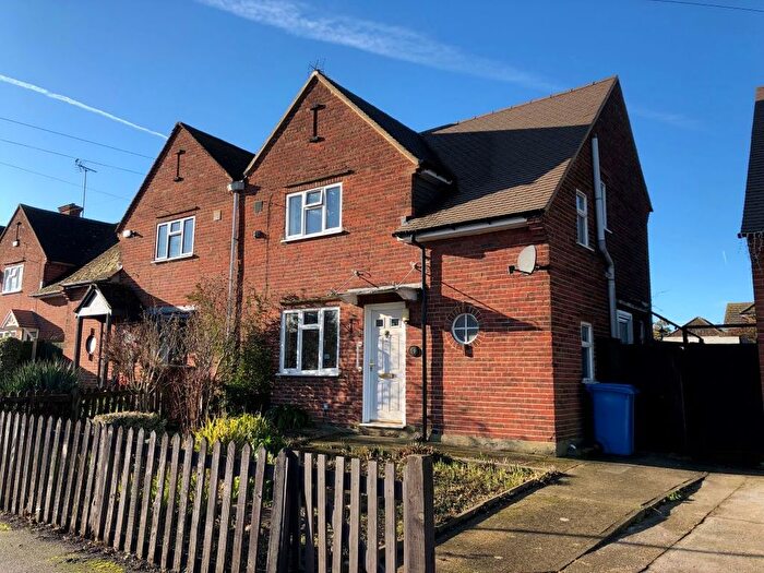 3 Bedroom Semi Detached House For Sale In Makenade Avenue, Faversham, Kent, ME13