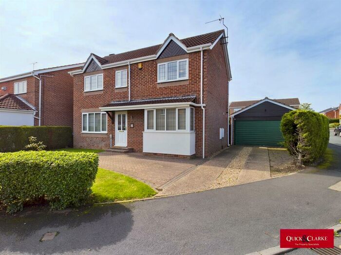 4 Bedroom House To Rent In Newton Drive, Beverley, HU17