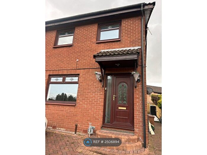 3 Bedroom Semi-Detached House To Rent In Linacre Drive, Glasgow, G32