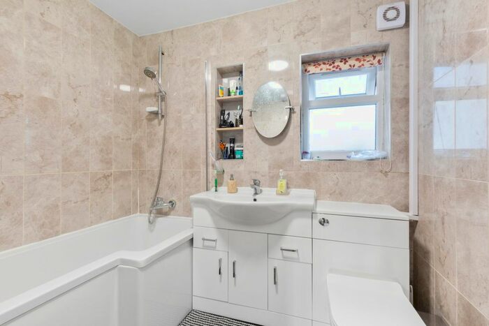 5 Bedroom Property To Rent In Stayton Road, Sutton, SM1